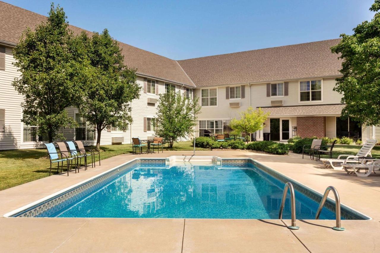 Hotel Baymont By Wyndham Wichita East Zewnętrze zdjęcie