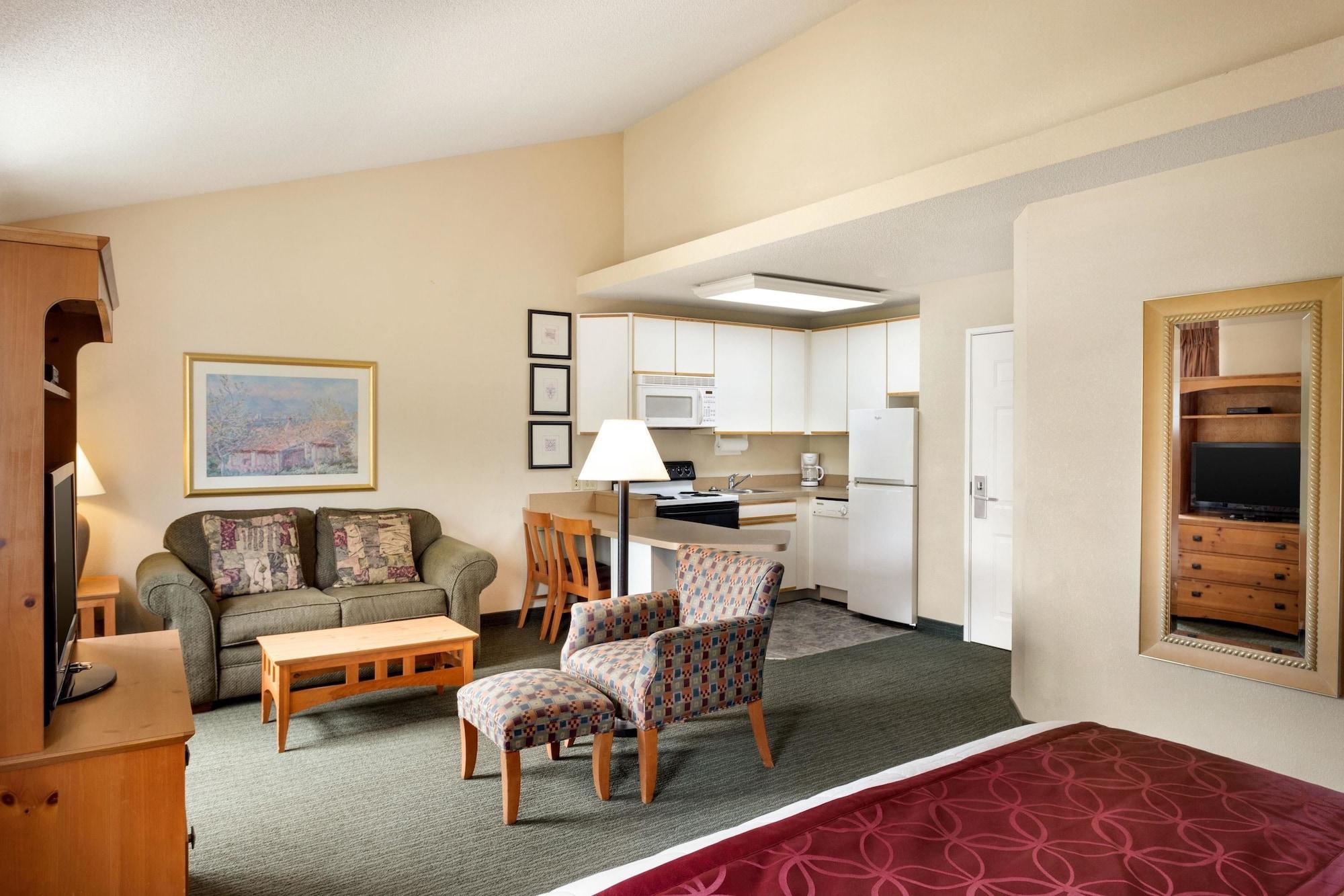 Hotel Baymont By Wyndham Wichita East Zewnętrze zdjęcie