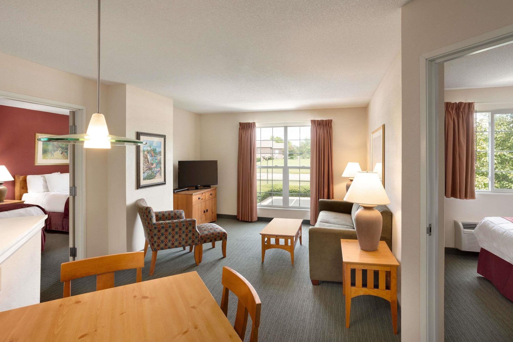 Hotel Baymont By Wyndham Wichita East Zewnętrze zdjęcie