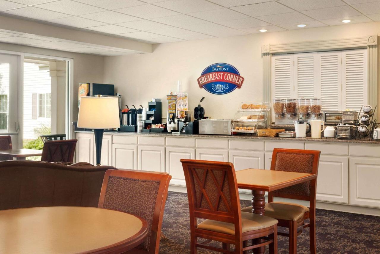Hotel Baymont By Wyndham Wichita East Zewnętrze zdjęcie