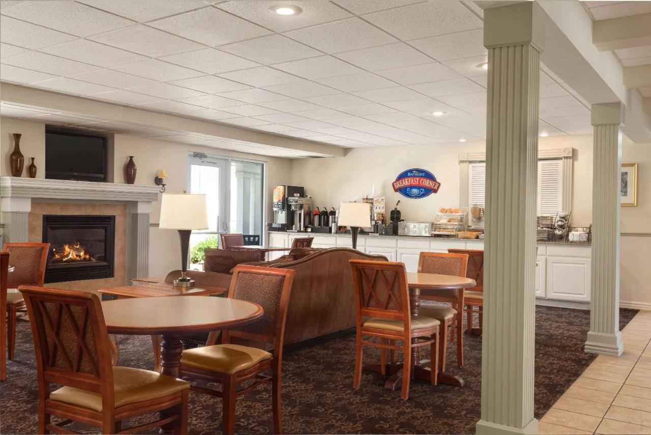 Hotel Baymont By Wyndham Wichita East Zewnętrze zdjęcie