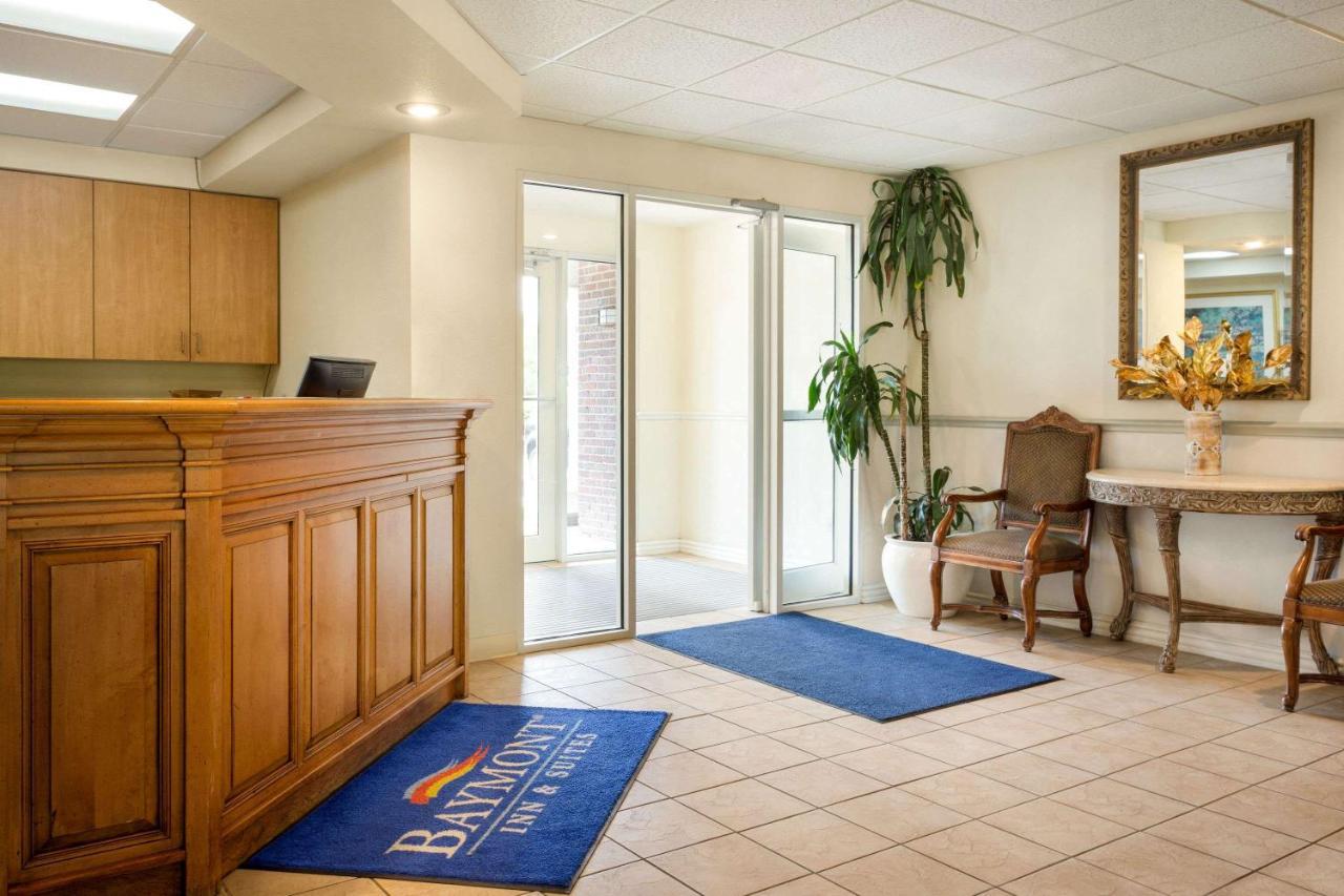 Hotel Baymont By Wyndham Wichita East Zewnętrze zdjęcie